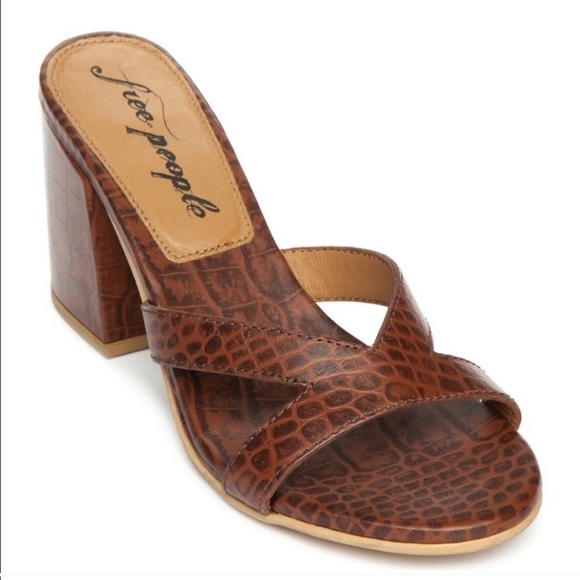 Free People Charlie V Heel Sandals - Picture 2 of 8